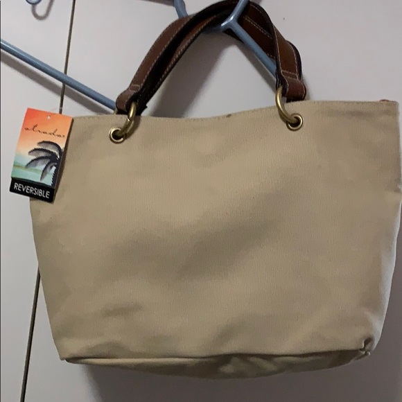 Reversible purse, brand new with tags - Picture 2 of 3